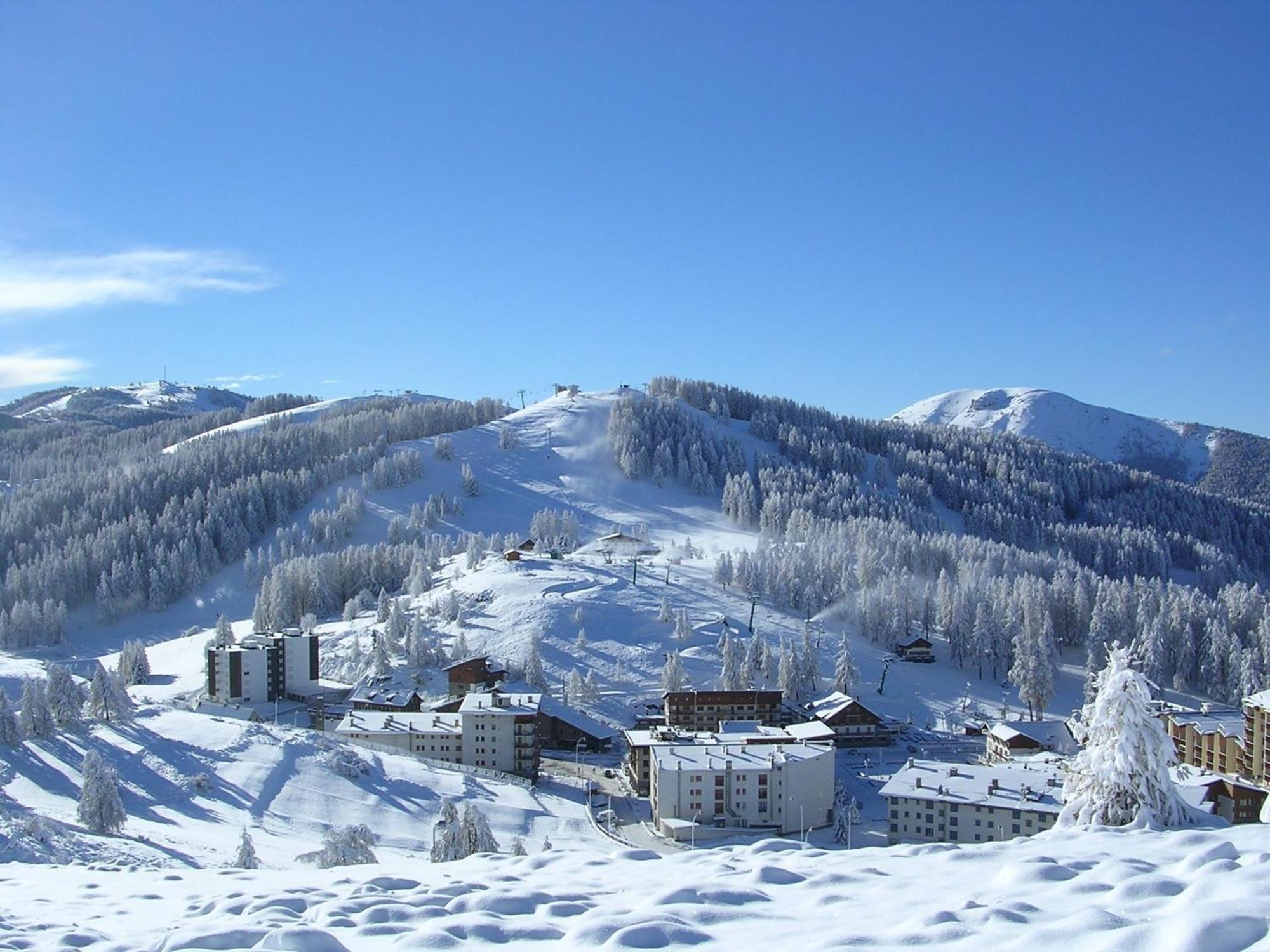 Adonis Le Chastellan Hotel Valberg Exterior photo